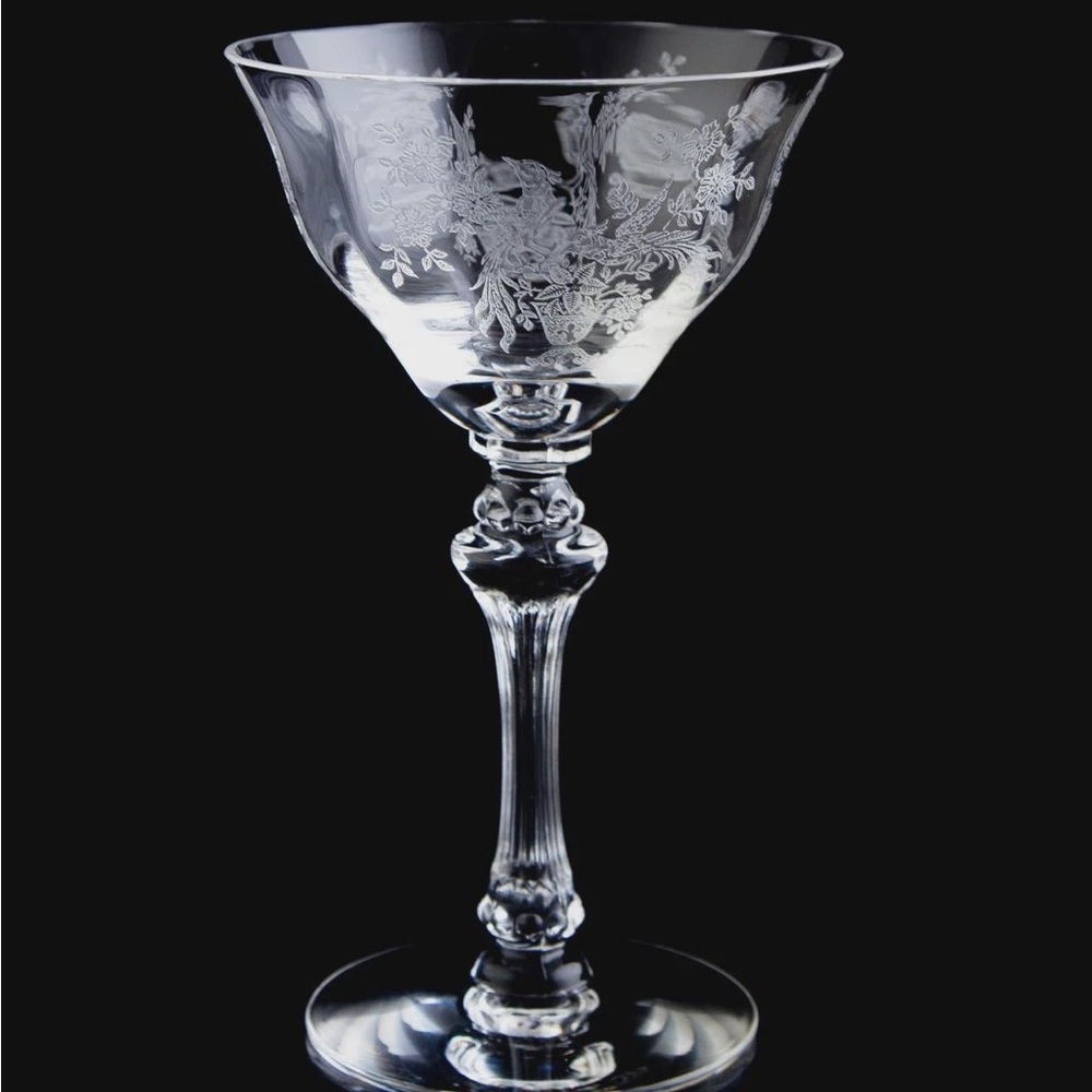TIFFIN Persian Pheasant cocktail champagne glass wine TIFFIN-FRANCISCAN 8oz.